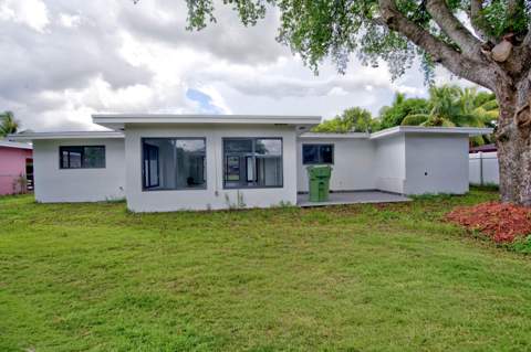 810 Wyoming Avenue, Fort Lauderdale FL - photo 14 of 52