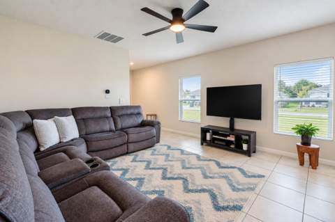 521 Cherimoya Street, Fort Pierce FL - photo 9 of 35
