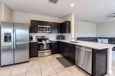 521 Cherimoya Street, Fort Pierce FL - photo 13 of 35
