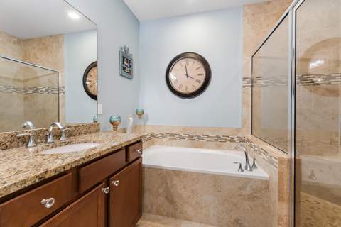 4677 Mediterranean Circle, Palm Beach Gardens FL - photo 16 of 32