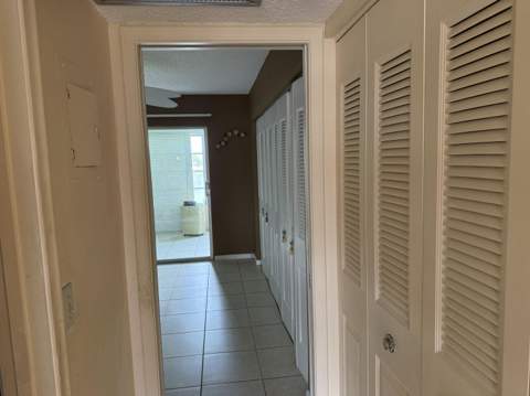 332 Dover B, West Palm Beach FL - photo 6 of 17