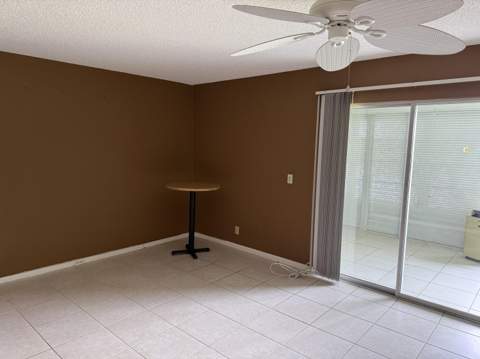 332 Dover B, West Palm Beach FL - photo 8 of 17