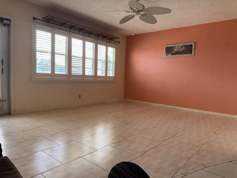 1 bedroom Condominium at 332 Dover B, Century Village, West Palm Beach — photo 5