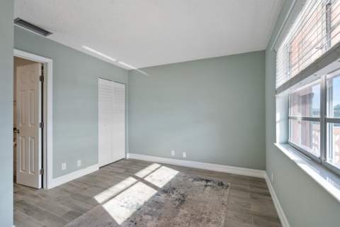 1740 NW 19th Terrace #202, Delray Beach FL - photo 22 of 43