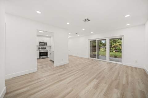 5965 Caribbean Boulevard, West Palm Beach FL - photo 7 of 21