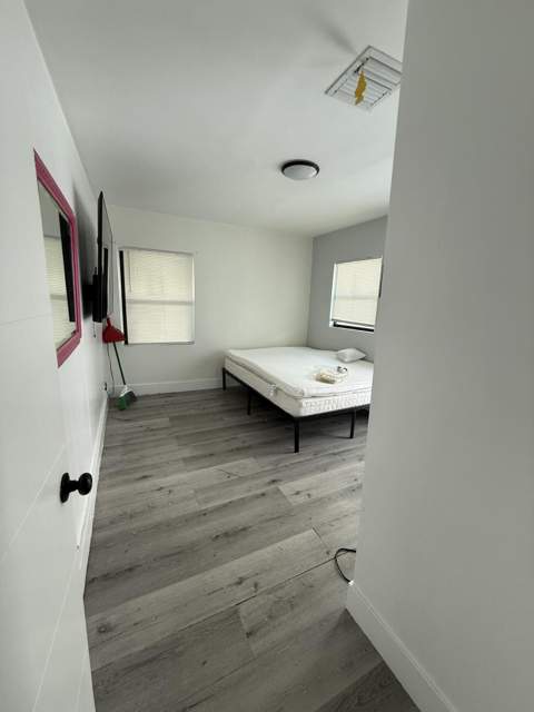 1044 NW 4th Avenue, Fort Lauderdale FL - photo 8 of 25