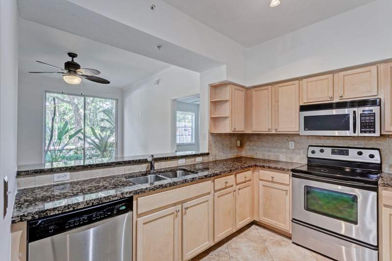 2 bedroom Condominium at 175 Galicia Way #103, Somerset At Abacoa Condo, Jupiter — photo 3