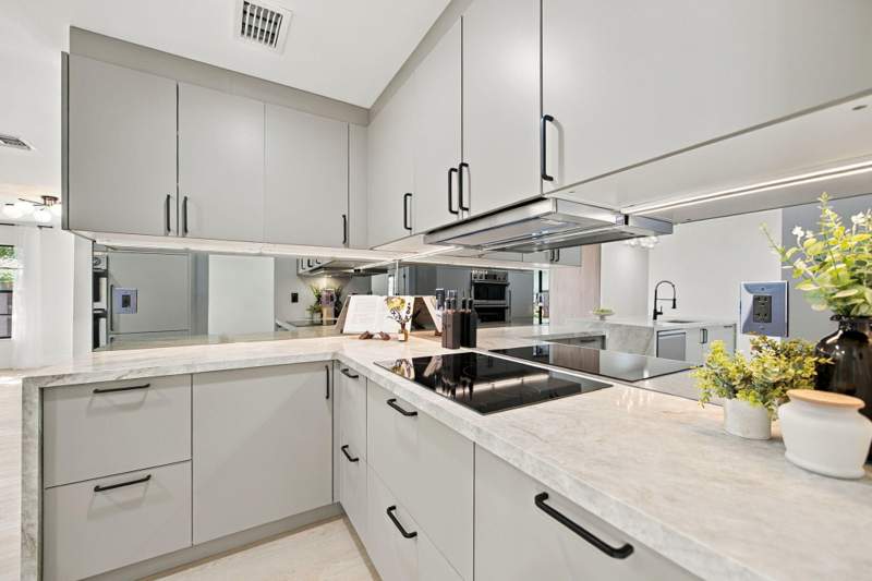4 bedroom Single Family Residence at 10742 NW 18th Court, Cypress Run, Coral Springs — photo 5