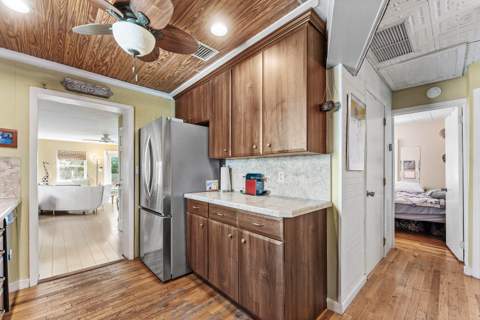 806 N M Street, Lake Worth Beach FL - photo 9 of 35