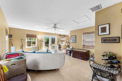 806 N M Street, Lake Worth Beach FL - photo 11 of 35