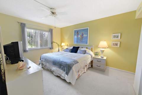 5811 NE Gulfstream Way #4002, Hutchinson Island FL - photo 15 of 38