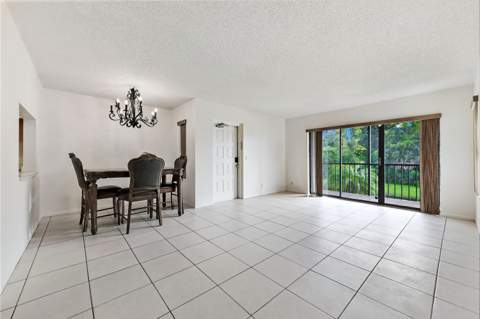 1005 Green Pine Boulevard #C2, West Palm Beach FL - photo 8 of 26