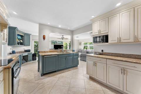 491 Neptune Road, Juno Beach FL - photo 14 of 30
