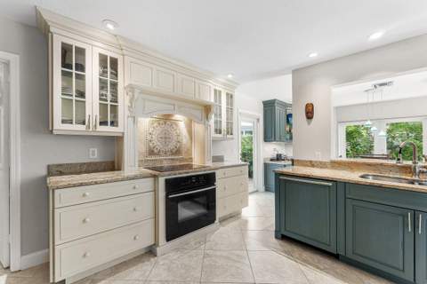 491 Neptune Road, Juno Beach FL - photo 15 of 30