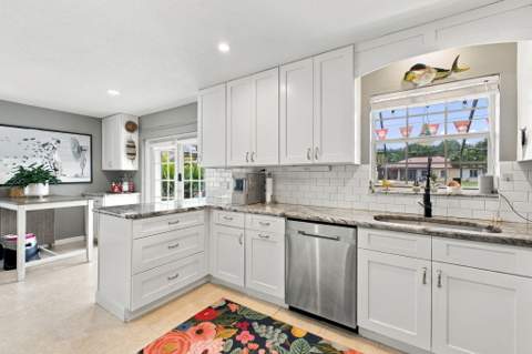 180 NE Surfside Avenue, Port St. Lucie FL - photo 10 of 22