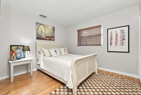 180 NE Surfside Avenue, Port St. Lucie FL - photo 18 of 22