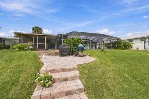 180 NE Surfside Avenue, Port St. Lucie FL - photo 20 of 22