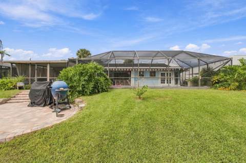 180 NE Surfside Avenue, Port St. Lucie FL - photo 21 of 22
