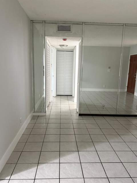 313 SW 1st Court #L-3, Pompano Beach FL - photo 9 of 20