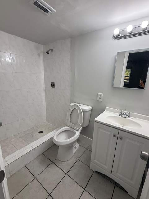 313 SW 1st Court #L-3, Pompano Beach FL - photo 16 of 20