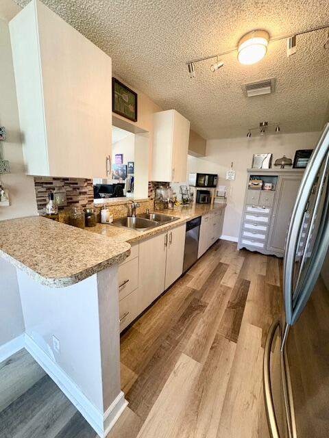 10313 Boynton Place Circle, Boynton Beach FL - photo 8 of 32