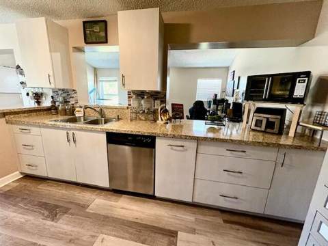 10313 Boynton Place Circle, Boynton Beach FL - photo 12 of 32