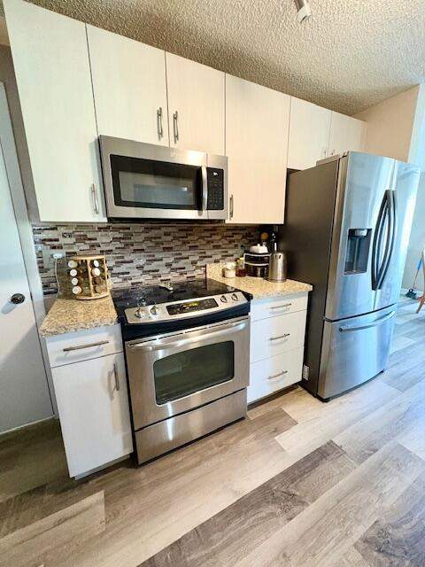 10313 Boynton Place Circle, Boynton Beach FL - photo 13 of 32