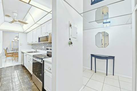 7051 Environ Boulevard #534, Lauderhill FL - photo 6 of 39