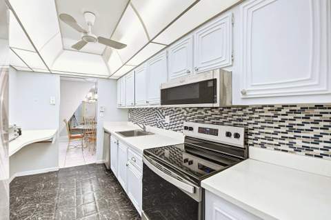 7051 Environ Boulevard #534, Lauderhill FL - photo 11 of 39