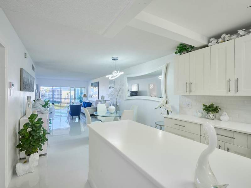 2 bedroom Condominium at 3421 Spanish Trail #330, Tropic Harbor, Delray Beach — photo 2