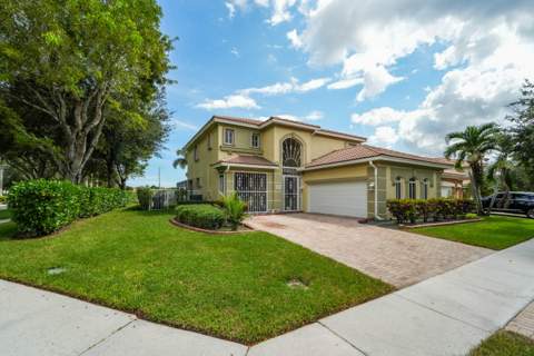 672 Gazetta Way, West Palm Beach FL - photo 9 of 46