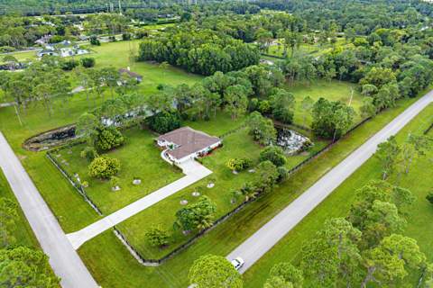 11356 Ira Lane, Lake Worth FL - photo 7 of 31
