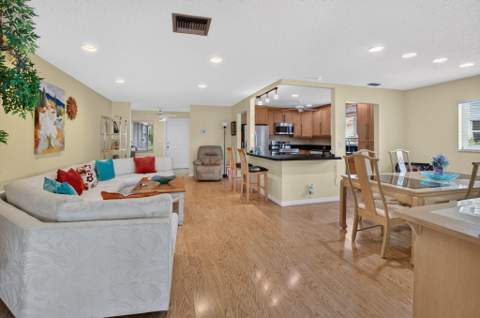 13330a Vía Vesta, Delray Beach FL - photo 7 of 38
