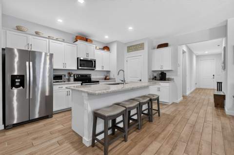 7238 SE Pine Valley Court, Hobe Sound FL - photo 16 of 97