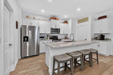 7238 SE Pine Valley Court, Hobe Sound FL - photo 17 of 97