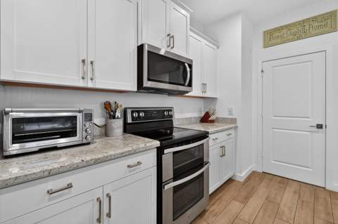 7238 SE Pine Valley Court, Hobe Sound FL - photo 18 of 97