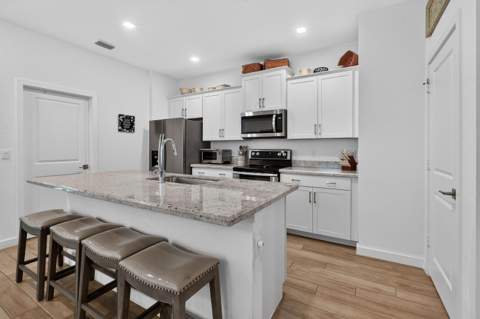 7238 SE Pine Valley Court, Hobe Sound FL - photo 22 of 97
