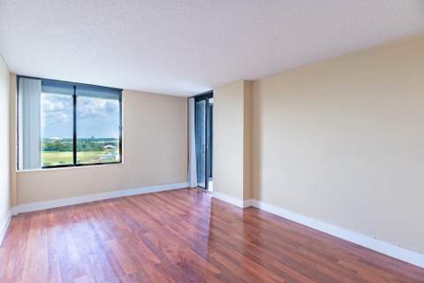 2480 Presidential Way #903, West Palm Beach FL - photo 24 of 36