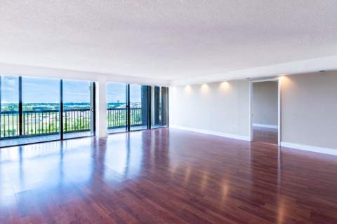 2480 Presidential Way #903, West Palm Beach FL - photo 7 of 36