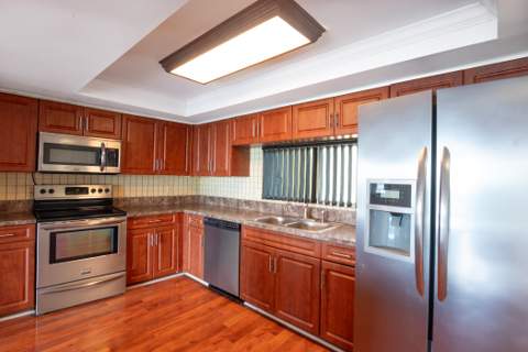 2480 Presidential Way #903, West Palm Beach FL - photo 14 of 36