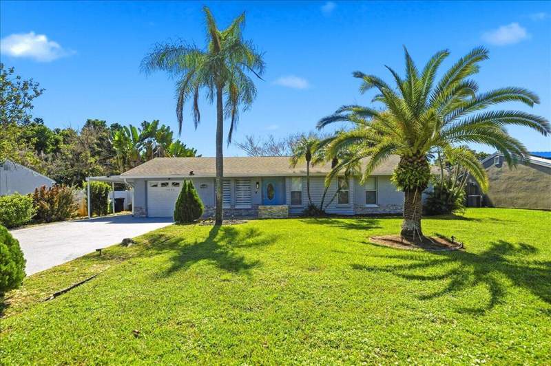 3 bedroom Single Family Residence at 2031 SE New York Street, South Port St Lucie Unit 15, Port St. Lucie — photo 2