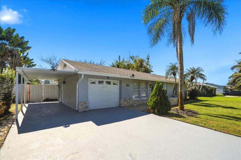 3 bedroom Single Family Residence at 2031 SE New York Street, South Port St Lucie Unit 15, Port St. Lucie — photo 4