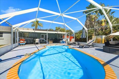 2031 SE New York Street, Port St. Lucie FL - photo 16 of 68