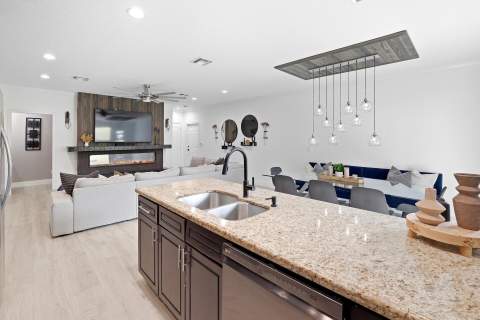 3122 Shelby Way, Palm Springs FL - photo 13 of 34