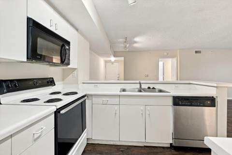 2640 S University Drive #222, Davie FL - photo 12 of 26