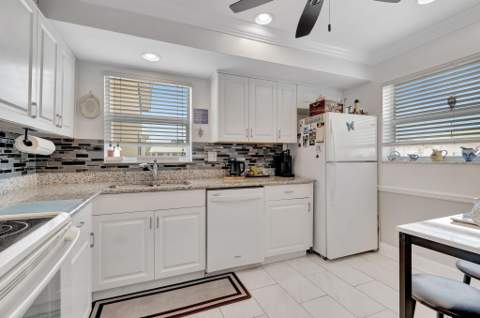 17 Colonial Club Drive #205, Boynton Beach FL - photo 14 of 56