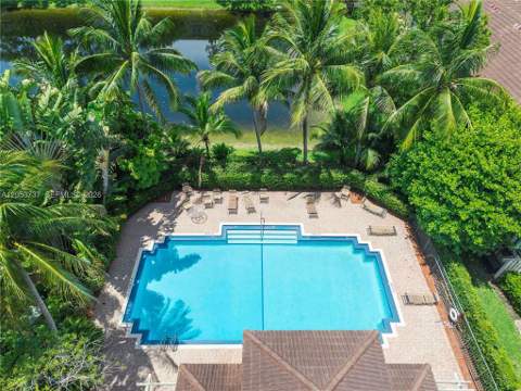 2851 W Prospect Road, Fort Lauderdale FL - photo 18 of 35