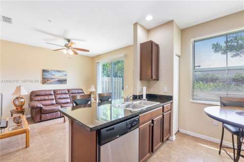 2851 W Prospect Road, Fort Lauderdale FL - photo 12 of 35