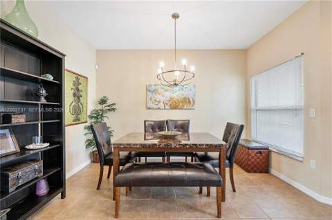 2851 W Prospect Road, Fort Lauderdale FL - photo 7 of 35