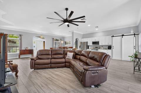 422 SW Tulip Boulevard, Port St. Lucie FL - photo 14 of 45